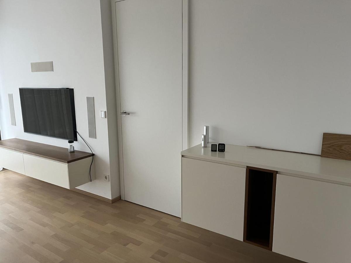 Luxusappartement Mit Garage Im Zentrum Винер Нойщат Екстериор снимка